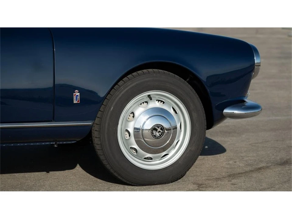 1961 Alfa Romeo Giulietta - Image 17 of 31