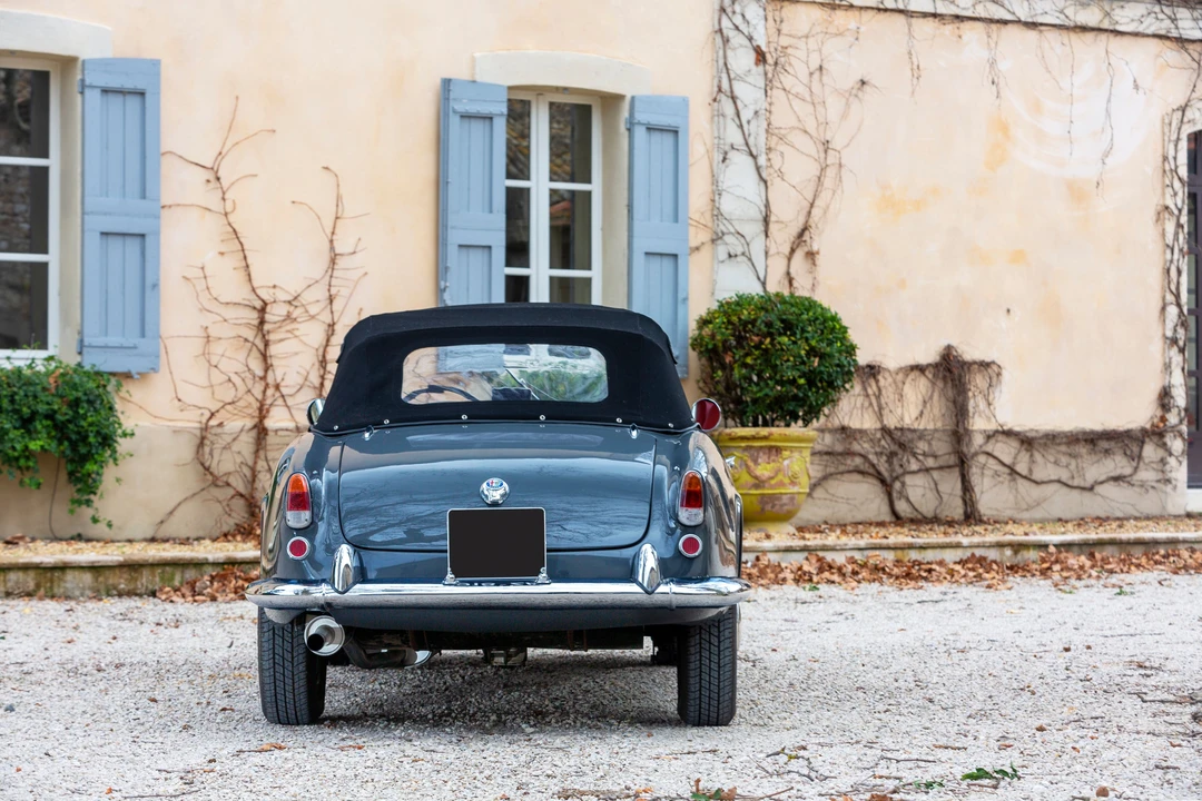 1961 Alfa Romeo Giulietta - Image 10 of 31