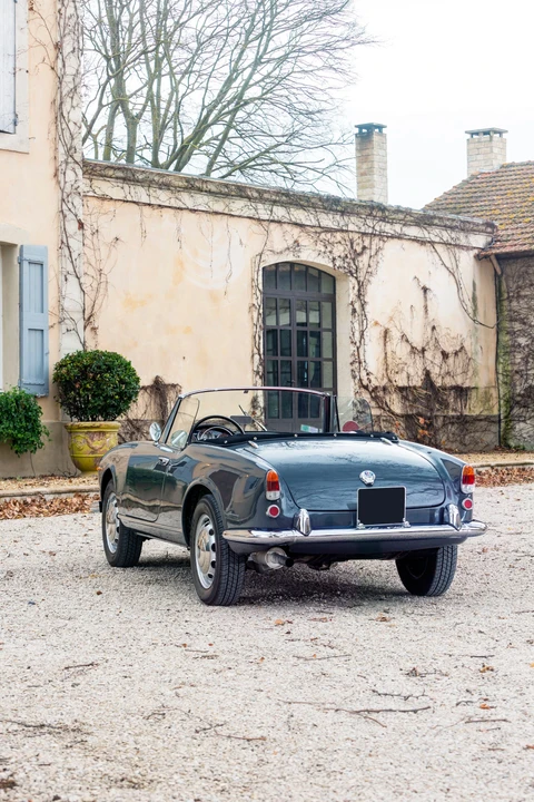1961 Alfa Romeo Giulietta - Image 14 of 31