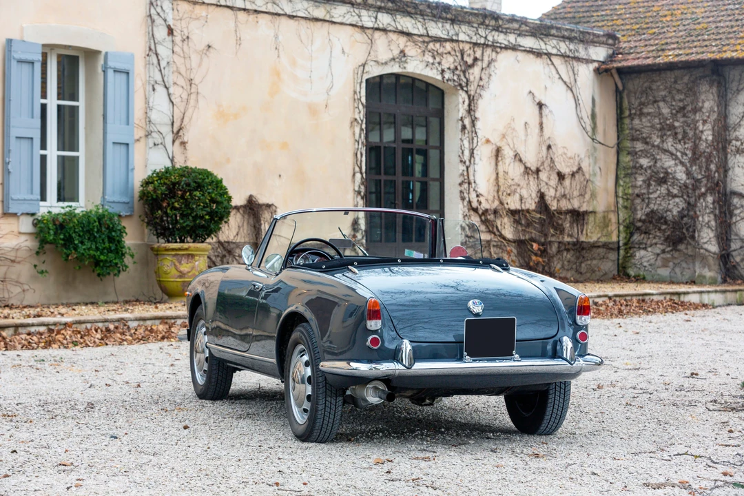 1961 Alfa Romeo Giulietta - Image 11 of 31