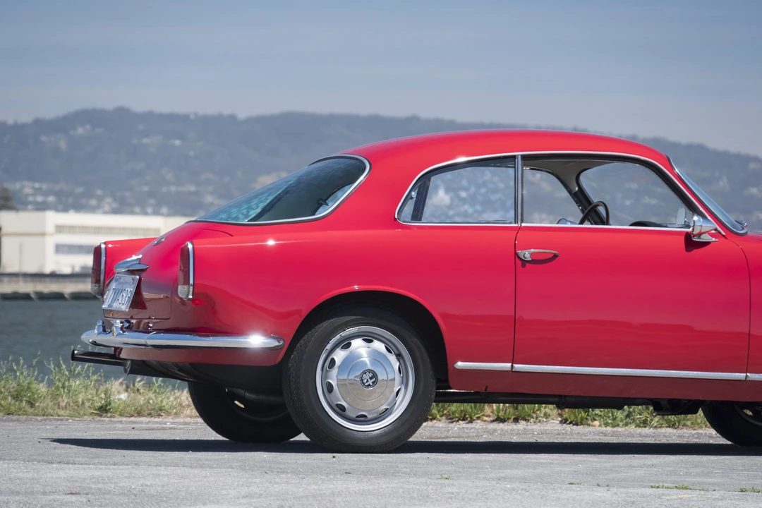 1961 Alfa Romeo Giulietta - Image 26 of 31