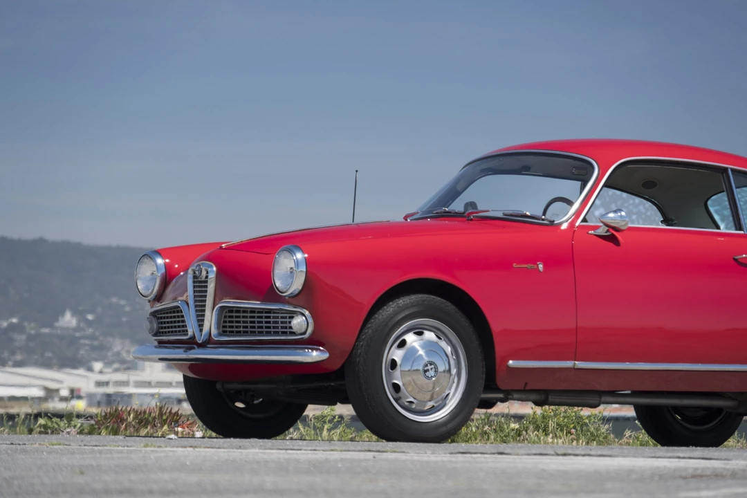 1961 Alfa Romeo Giulietta - Image 11 of 31