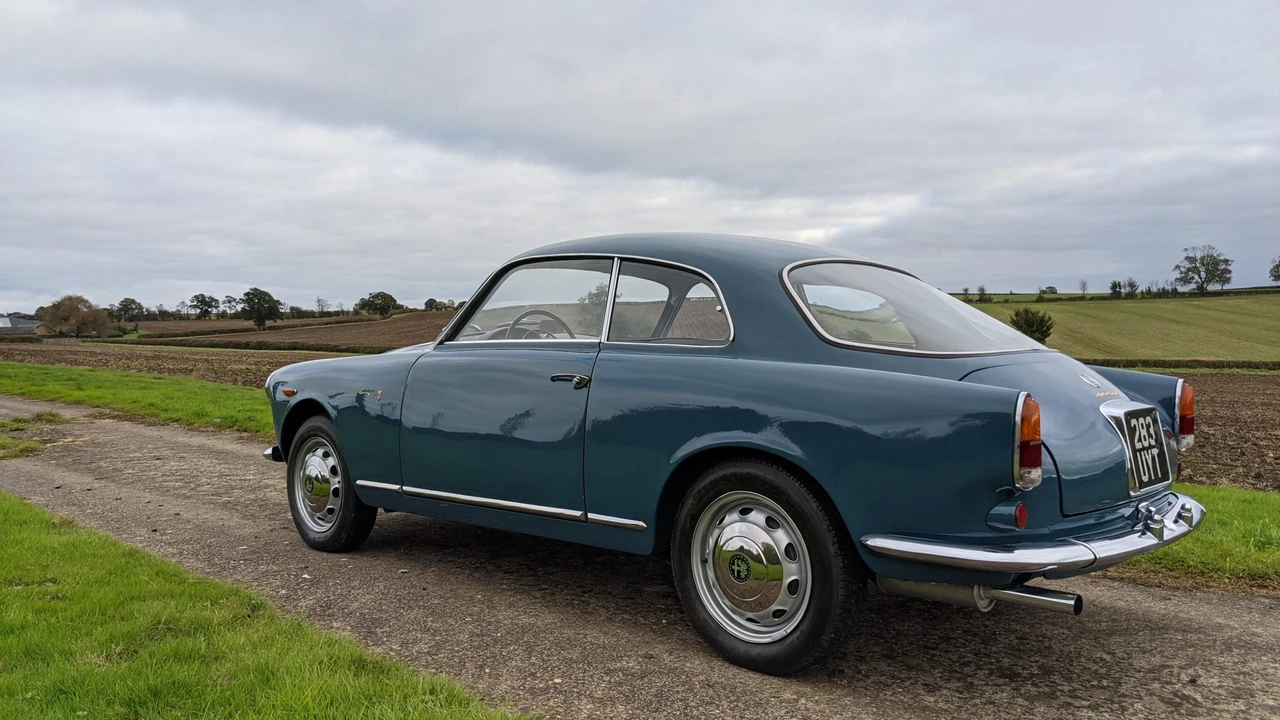 1961 Alfa Romeo Giulietta - Image 12 of 31