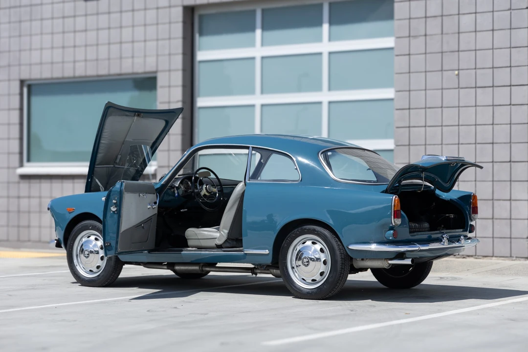 1961 Alfa Romeo Giulietta - Image 24 of 31