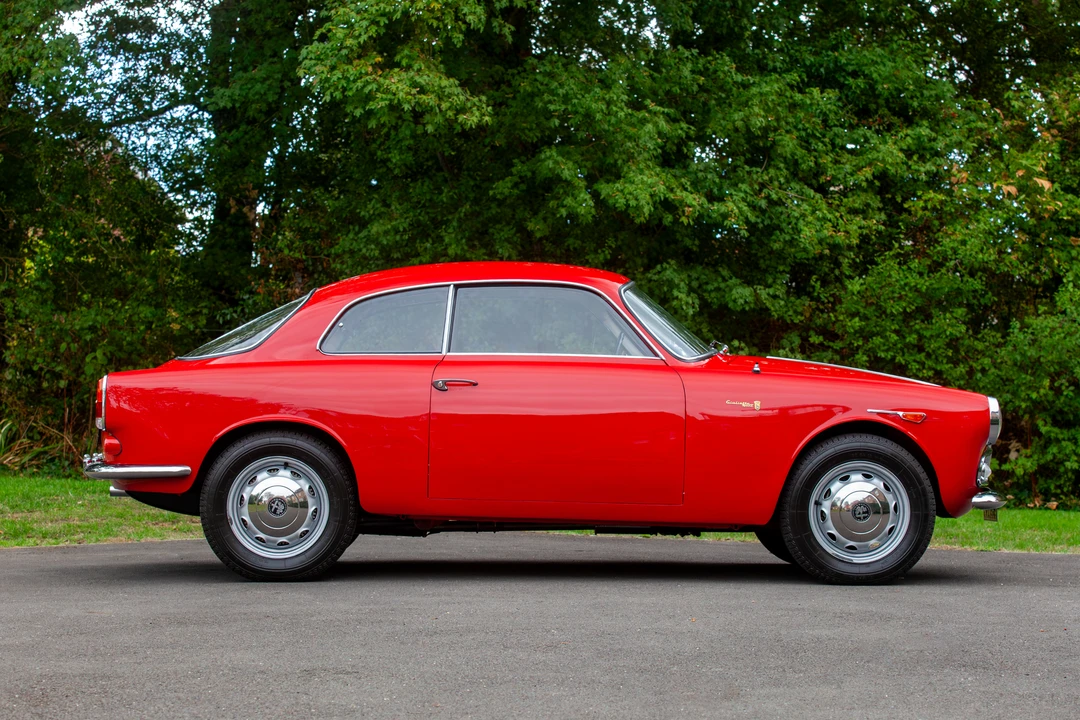1961 Alfa Romeo Giulietta Sprint Speciale - Image 8 of 31