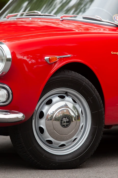 1961 Alfa Romeo Giulietta Sprint Speciale - Image 16 of 31