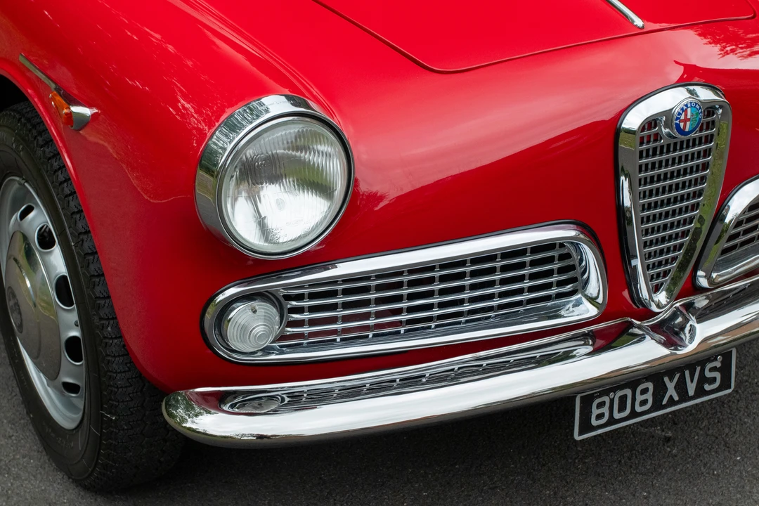 1961 Alfa Romeo Giulietta Sprint Speciale - Image 28 of 31