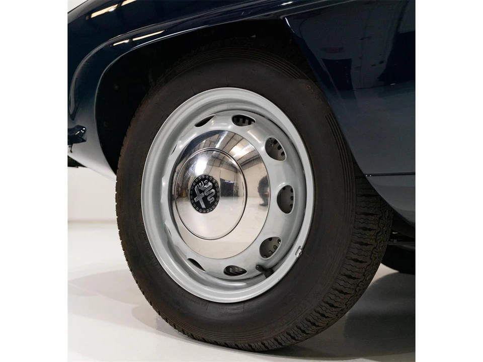 1961 Alfa Romeo Giulietta Sprint Speciale - Image 12 of 31
