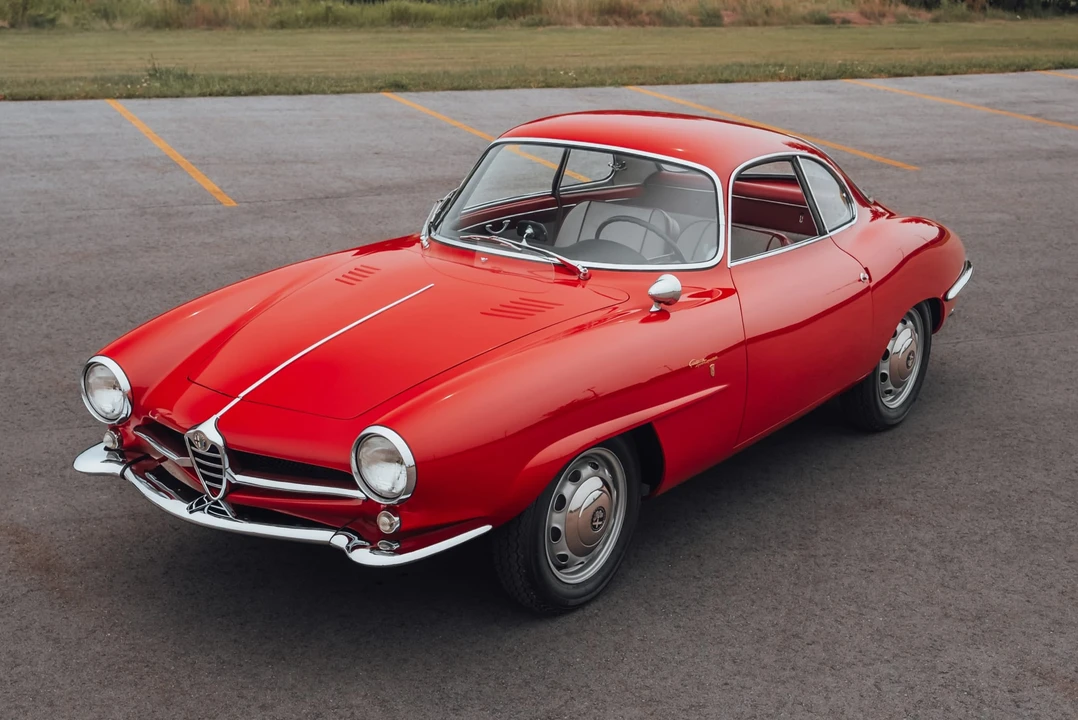 1961 Alfa Romeo Giulietta Sprint Speciale - Image 3 of 31