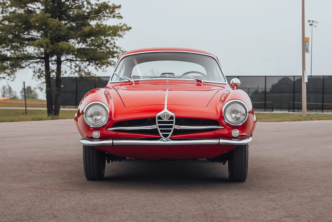1961 Alfa Romeo Giulietta Sprint Speciale - Image 8 of 31
