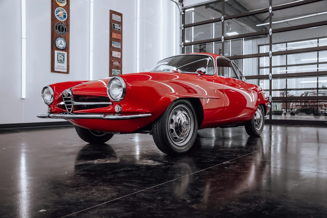 1961 Alfa Romeo Giulietta Sprint Speciale - Image 25 of 31