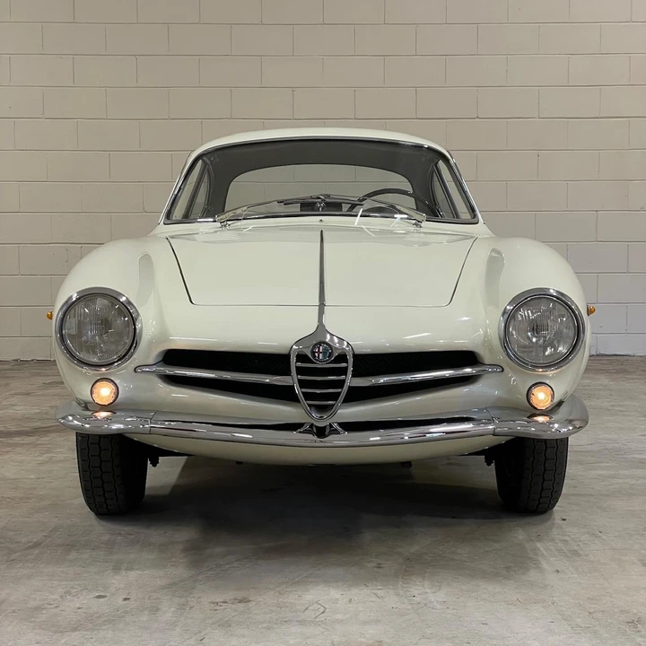 1961 Alfa Romeo Giulietta Sprint Speciale - Image 4 of 31