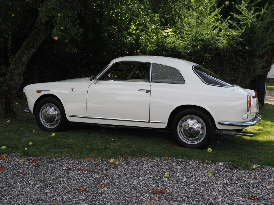 1961 Alfa Romeo Giulietta - Image 12 of 30