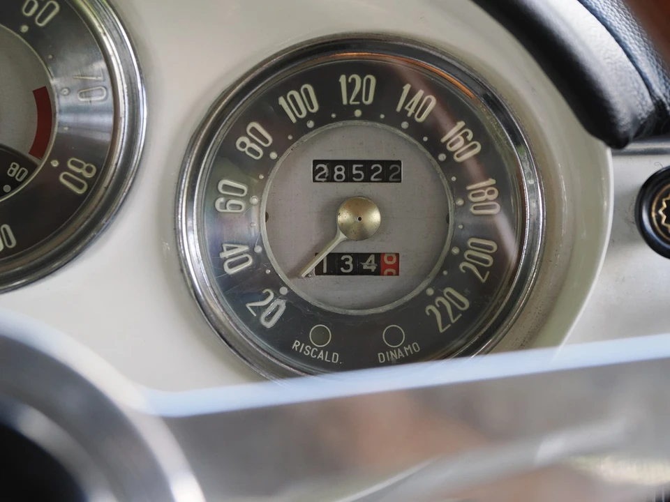 1961 Alfa Romeo Giulietta - Image 17 of 30
