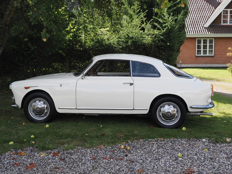 1961 Alfa Romeo Giulietta - Image 9 of 30
