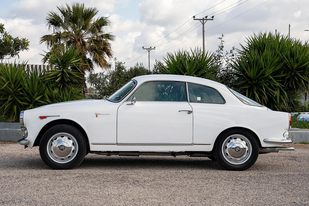 1961 Alfa Romeo Giulietta - Image 27 of 31