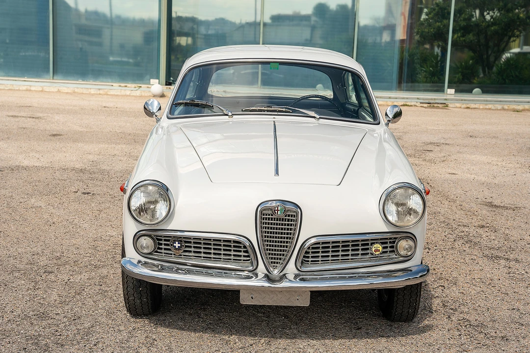 1961 Alfa Romeo Giulietta - Image 5 of 31