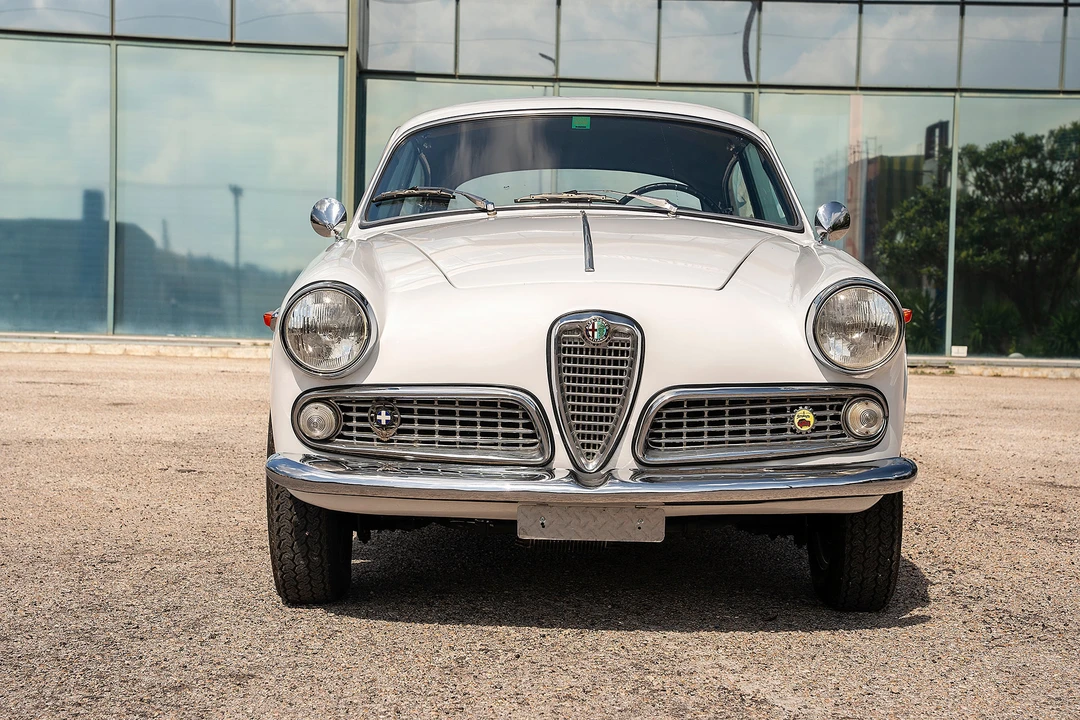 1961 Alfa Romeo Giulietta - Image 6 of 31