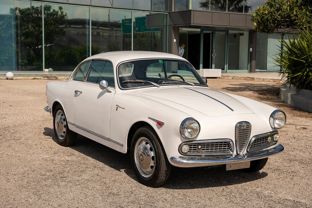 1961 Alfa Romeo Giulietta - Image 9 of 31