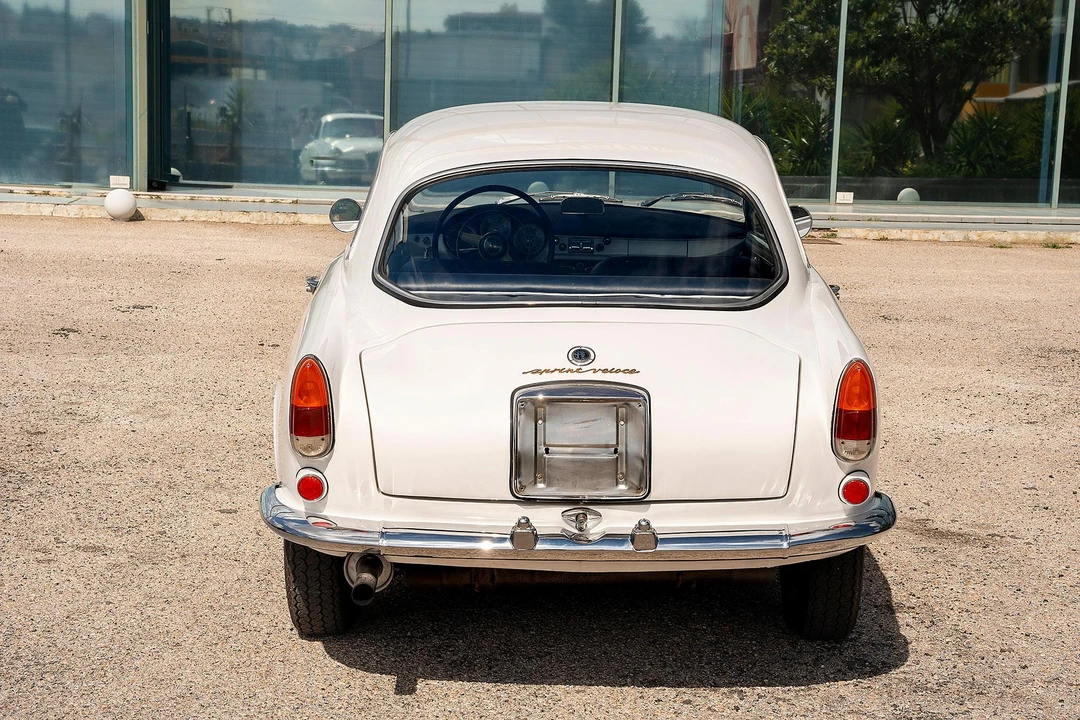 1961 Alfa Romeo Giulietta - Image 19 of 31