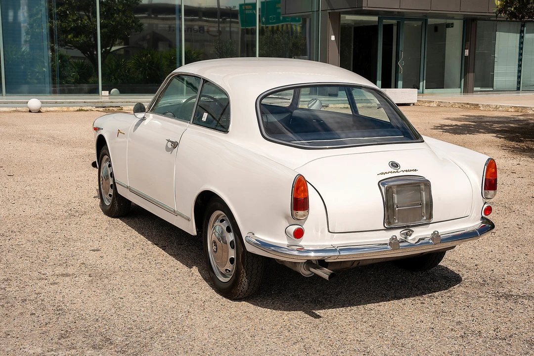 1961 Alfa Romeo Giulietta - Image 21 of 31