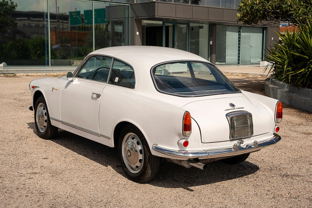 1961 Alfa Romeo Giulietta - Image 22 of 31