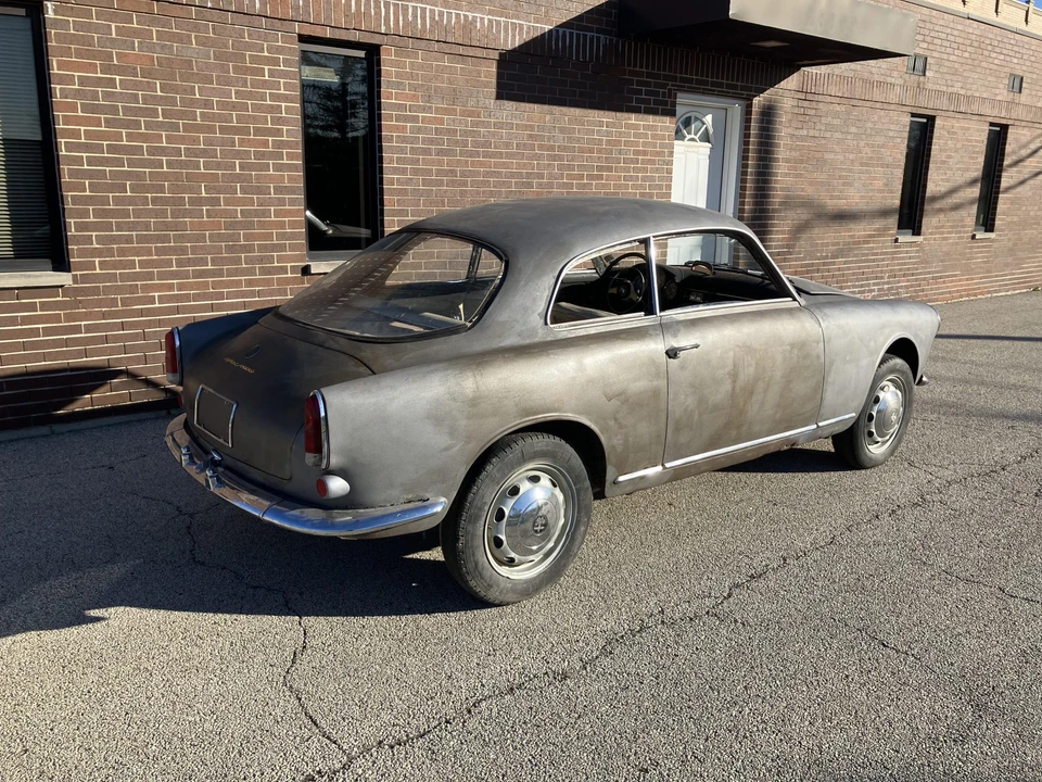 1961 Alfa Romeo Giulietta - Image 9 of 31