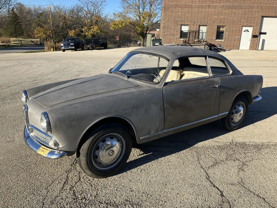 1961 Alfa Romeo Giulietta - Image 15 of 31