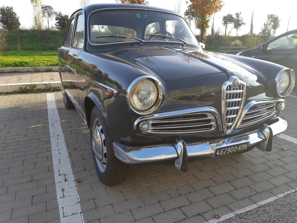 1961 Alfa Romeo Giulietta - Image 18 of 31