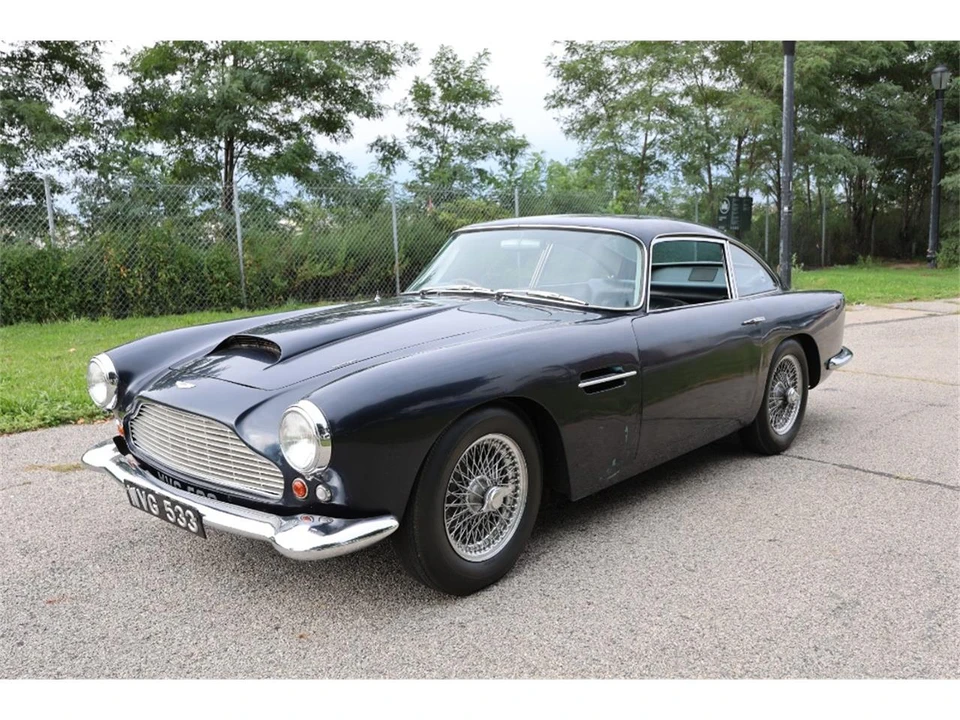1961 Aston Martin DB4 - Image 2 of 8