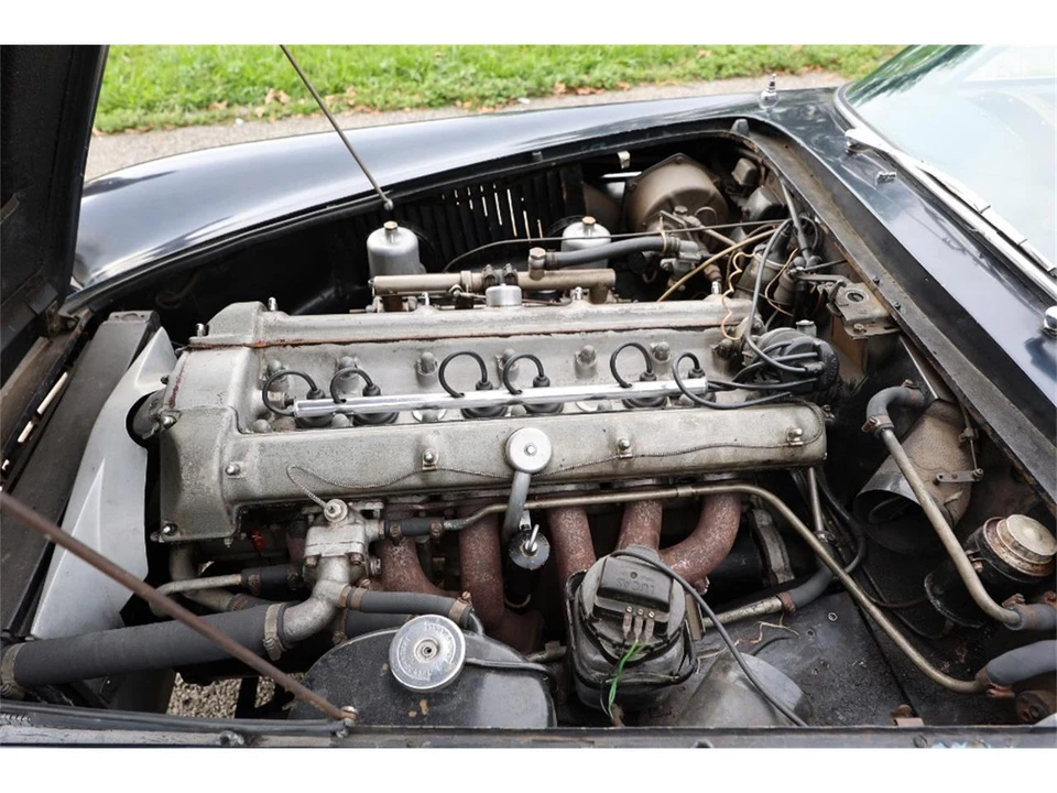 1961 Aston Martin DB4 - Image 8 of 8