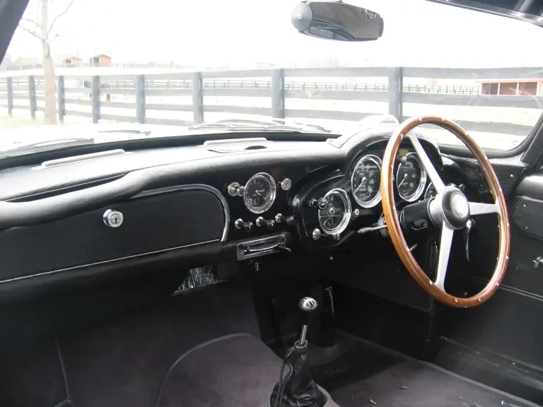 1961 Aston Martin DB4 - Image 7 of 11