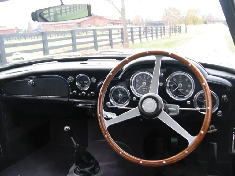 1961 Aston Martin DB4 - Image 5 of 11