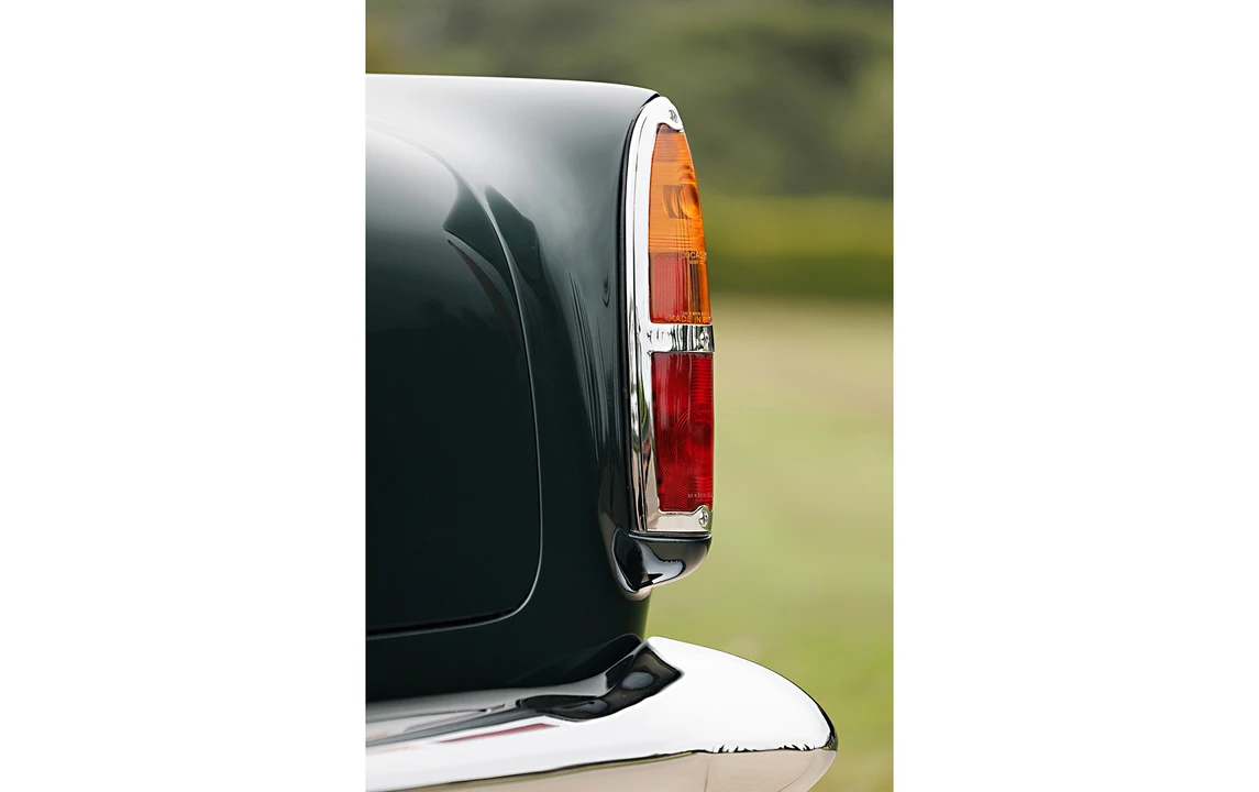 1961 Aston Martin DB4 GT - Image 17 of 18