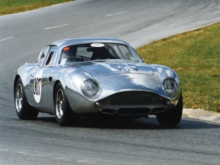 1961 Aston Martin DB4 - Image 6 of 8