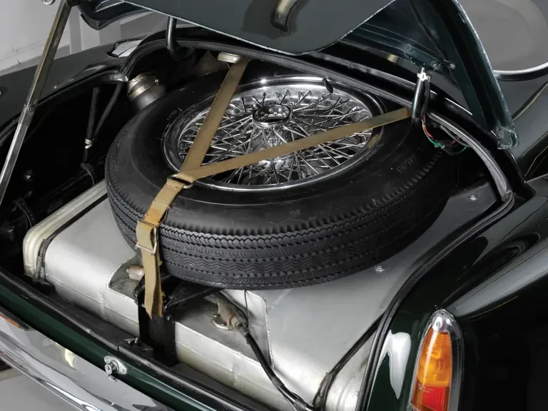 1961 Aston Martin DB4 GT - Image 19 of 22