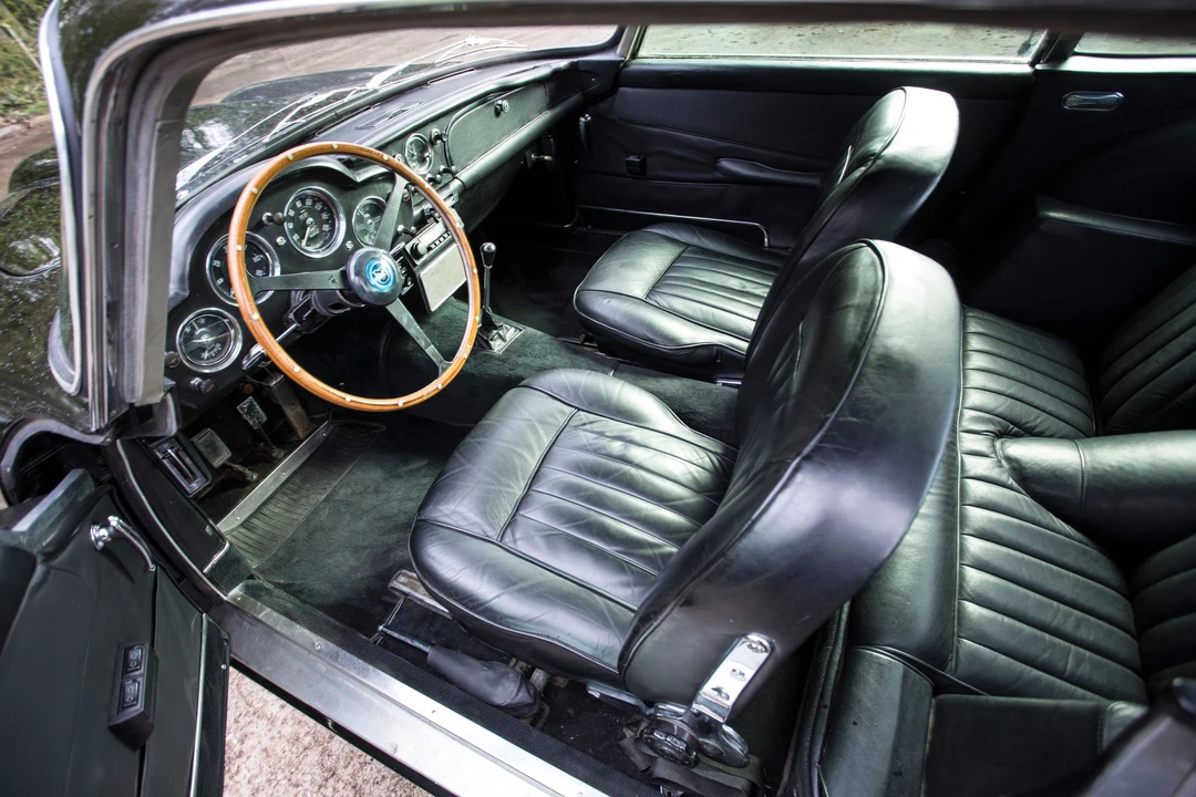 1961 Aston Martin DB4 - Image 12 of 31