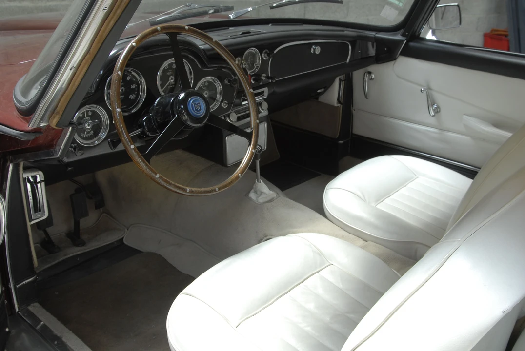 1961 Aston Martin DB4 - Image 6 of 6
