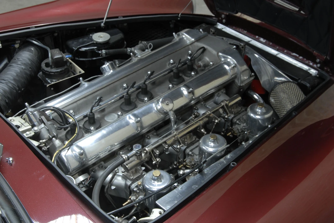 1961 Aston Martin DB4 - Image 4 of 6