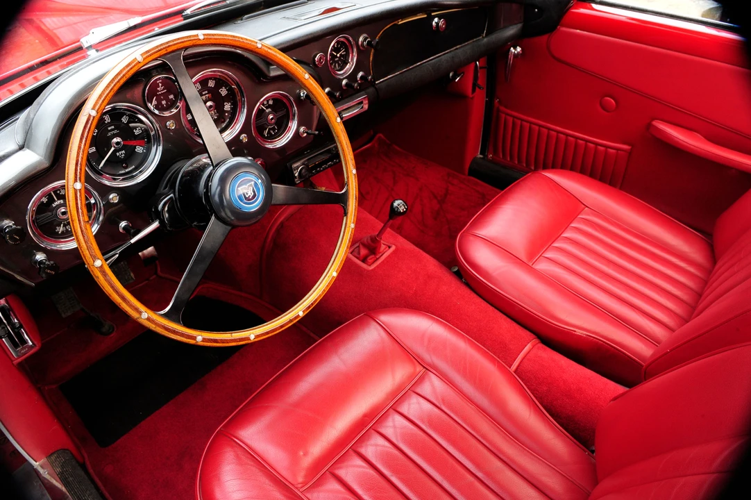 1961 Aston Martin DB4 - Image 23 of 23