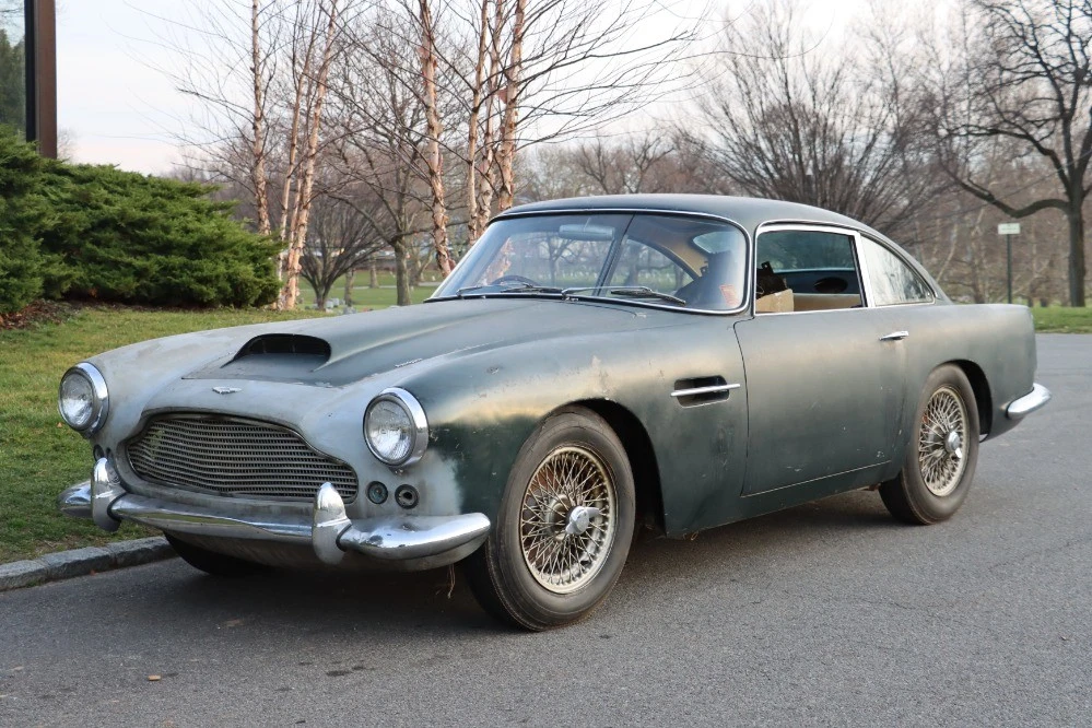 1961 Aston Martin DB4 - Image 2 of 7
