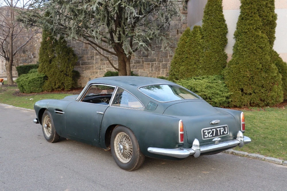 1961 Aston Martin DB4 - Image 5 of 7