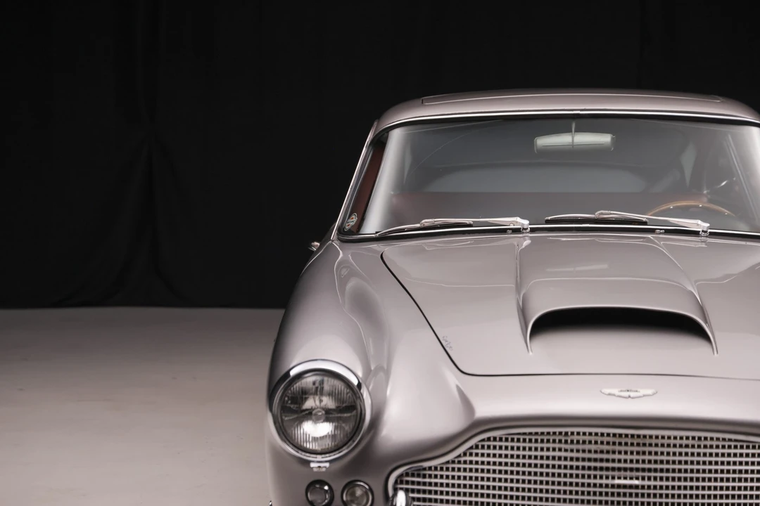 1961 Aston Martin DB4 - Image 18 of 31