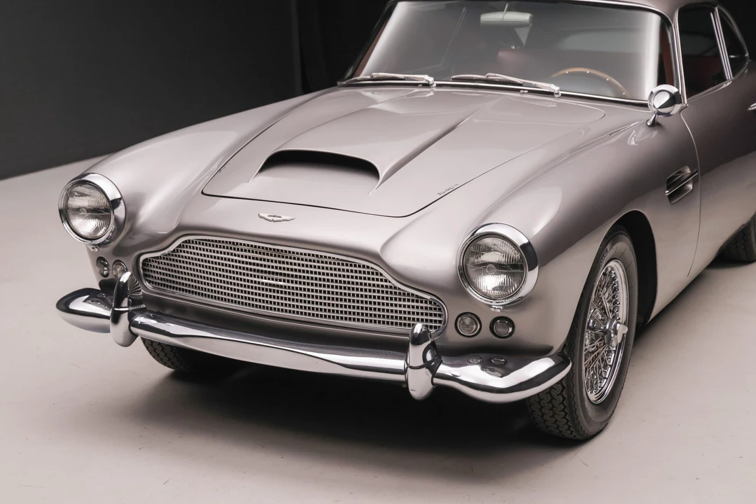 1961 Aston Martin DB4 - Image 30 of 31