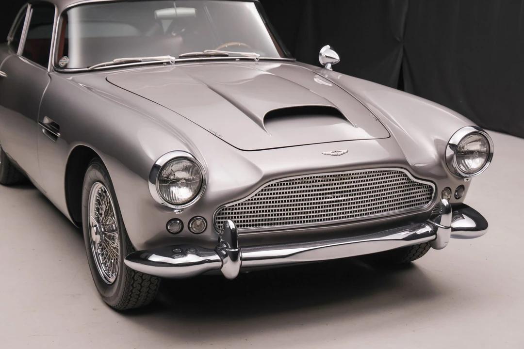1961 Aston Martin DB4 - Image 29 of 31