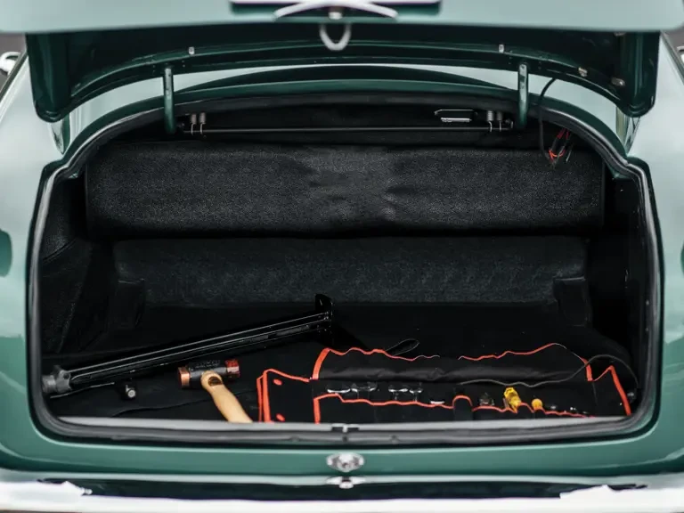1961 Aston Martin DB4 - Image 31 of 31
