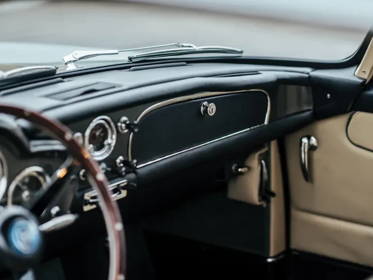 1961 Aston Martin DB4 - Image 19 of 31