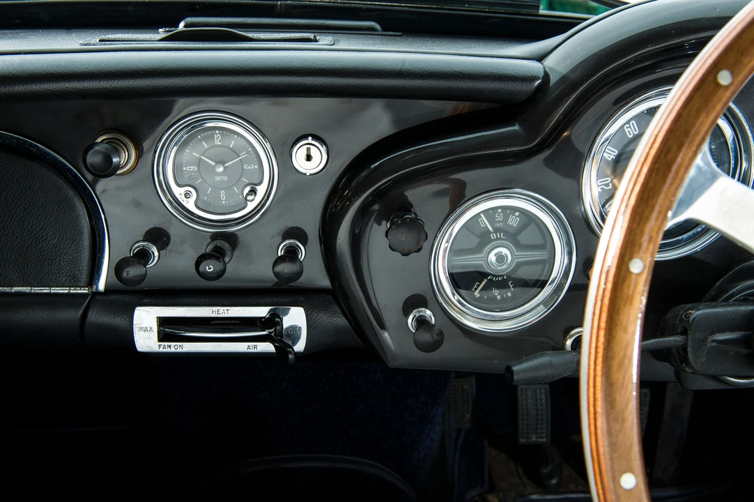 1961 Aston Martin DB4 - Image 9 of 31