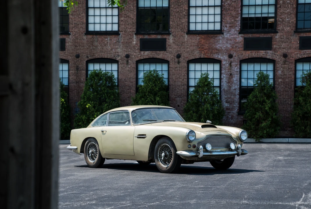 1961 Aston Martin DB4 - Image 15 of 31