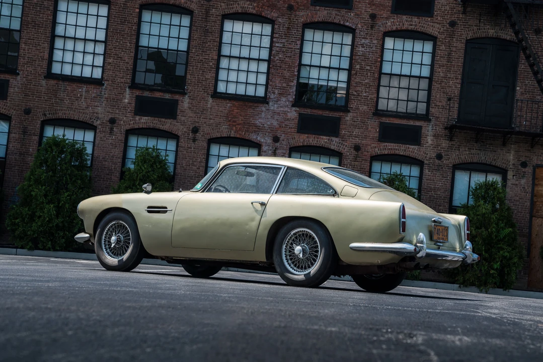 1961 Aston Martin DB4 - Image 20 of 31